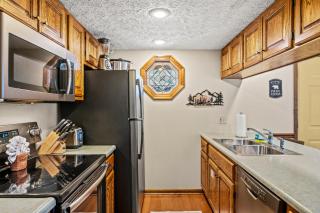 Lazy Dayz by Avada Properties - Pigeon Forge - 6