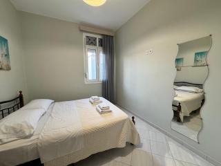 Sissy Home - Samos - 4