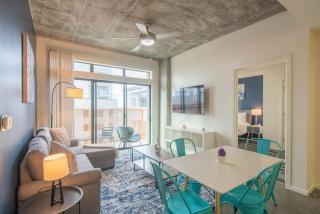 Detailed 2BD - Central DT- Gym, Pool, Parking Sleep8 - Phoenix - 7