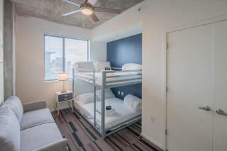 Desirable 2BD - Central DT, Gym, Pool, Parking Sleep8 - Phoenix - 2