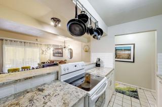 Centrally located in Historic Tarrytown - Austin - 3