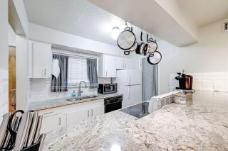 Centrally located in Historic Tarrytown - Austin - 1