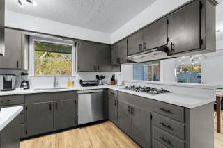 Quiet 3 Bedroom Home Walkable to Zilker Park - Austin - 1