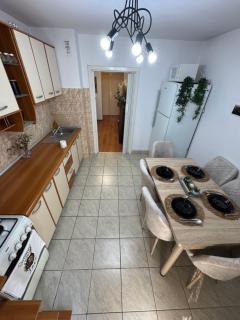 Cozy Apartment near City Center - 6