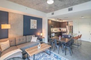 Homey 1BD - Central Downtown - Gym, Pool, Parking - Phoenix - 9