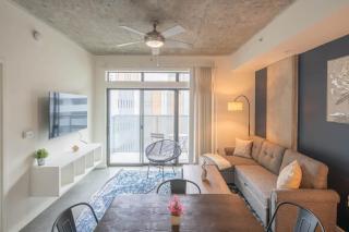 Homey 1BD - Central Downtown - Gym, Pool, Parking - Phoenix - 8