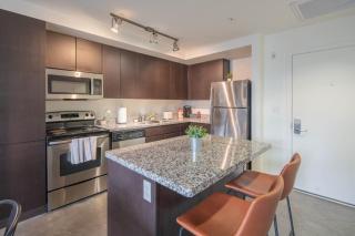 Homey 1BD - Central Downtown - Gym, Pool, Parking - Phoenix - 1