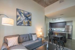 Stylish 2BD - CDT - Gym, Pool, Parking - Sleep 8 - Phoenix - 9