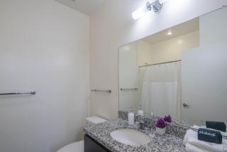 Stylish 2BD - CDT - Gym, Pool, Parking - Sleep 8 - Phoenix - 2