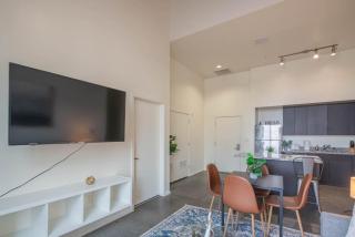 Cozy 2BD - Central DT - Gym, Pool, Parking - Sleep 8 - Phoenix - 7