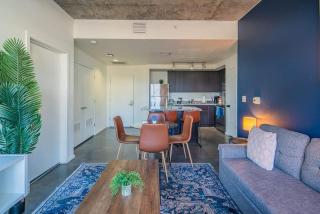 2BR , Roosevelt Row , Sleeps 8 , Pool,Gym,Parking - Phoenix - 5