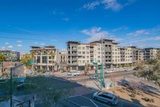 2BR , Roosevelt Row , Sleeps 8 , Pool,Gym,Parking - Phoenix - 3
