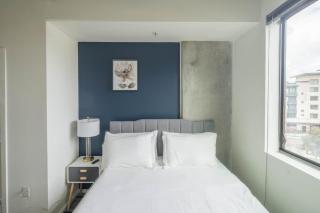 Spacious 2BD - Central DT- Gym, Pool, Parking Sleep8 - Phoenix - 4