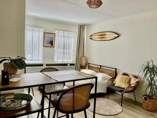 Beautiful surf style studio by the sea - Scheveningen - 5