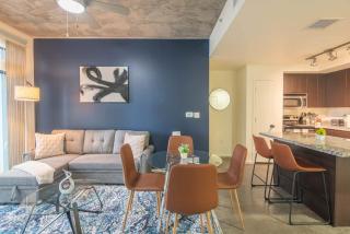 Charming 2BD - Central Downtown - Gym, Pool, Parking - Phoenix - 9