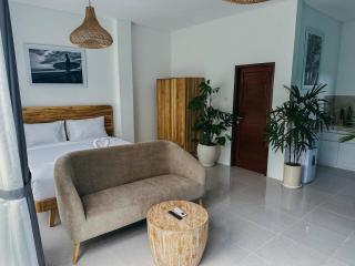 1BR Studio Villa Polly with Private Pool - Buduk - 4