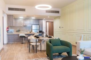 Le Chateau - Stylish 2bed in JLT, Lake View - 5