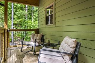 Smoky Mtns Private w/Hot Tub, Game Room, Pets Free - 1