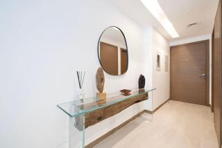 Mahogany 3 - 2BR 6 Guests - Pool & Prime Location - 1