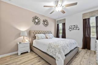 Massive 6 bedroom with King Beds - 5