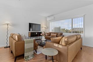 Premium Townhouse w Sunset Views close to Airport - Auckland - 5