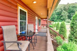 Train Rides, Trails and Casino Fun is Your Smoky Hub - Bryson City - 0