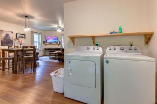 Train Rides, Trails and Casino Fun is Your Smoky Hub - Bryson City - 3