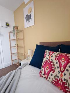 The Cosy Nook 3-4-7 - Manchester - 1