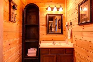 Tucked Away, free tickets, no catch! - Pigeon Forge - 1