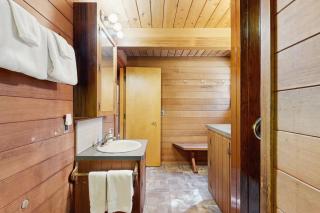Cedar Chalet on Davos - Girdwood - 3