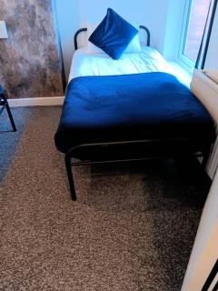 The Grand Four Bed Getaway Sleeps 9 Free parking - Birmingham - 3