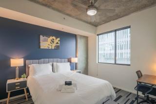 Lovely 1BD - Central Downtown - Gym, Pool, Parking - Phoenix - 5