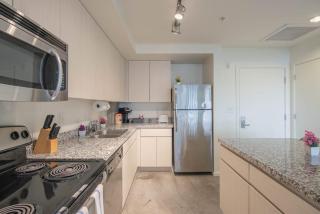 Lovely 1BD - Central Downtown - Gym, Pool, Parking - Phoenix - 2
