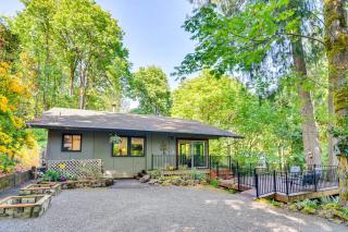 Riverfront Woodland Cabin Wooded and Forested Views - Woodland - 0