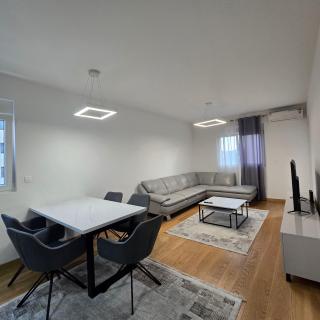 Violet- City Kvart Luxury 2 Bedroom - Podgorica - 9