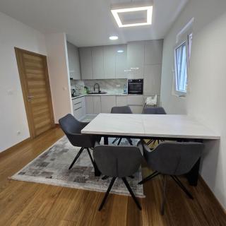 Violet- City Kvart Luxury 2 Bedroom - Podgorica - 8