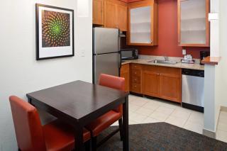 Residence Inn Richmond West End - Richmond - 4
