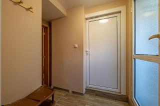 City apartment with Free Public Parking-3 - 3