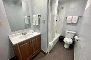 Canyon Inn Motel - 1