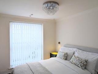 Mayfair Galleria LV 8 - 4