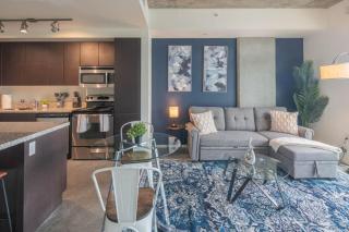 Stylish 1BD - Central Downtown - Gym, Pool, Parking - Phoenix - 8