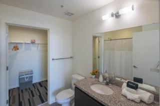 Unique 1BD -Central Downtown - Gym, Pool, Parking - Phoenix - 3