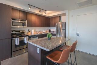 Unique 1BD -Central Downtown - Gym, Pool, Parking - Phoenix - 1