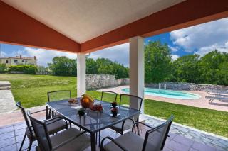 Pool House In Greenery - Happy Rentals - 8