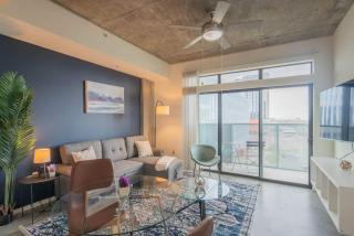 Chic 1BD - Central Downtown - Gym, Pool, Parking - Phoenix - 8