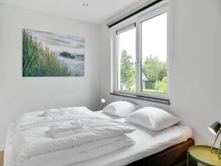 Great holiday home energy neutral on Texel with sauna and sun shower - Westermient - 1