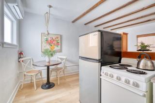 Stay Portland Collection - The Garden Cottage on Broadway- 94 WalkScore - Portland - 5