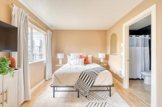 Stay Portland - John's Landing Haven - Studio Near OHSU - Marquam Hill - 0