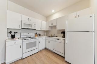 Chic 1 Bedroom I Pool I Gym! - San Antonio - 8