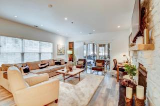 Modern Condo and Golf Course View, Near Hiking! - Clayton - 1